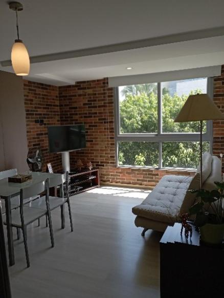 Apartasuite Laureles Cmc Medellin Bagian luar foto